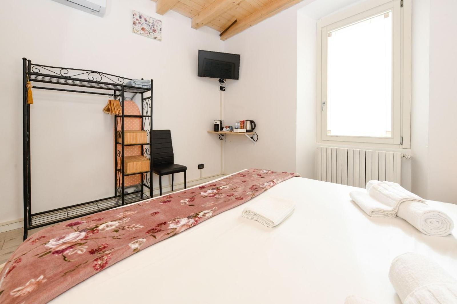 Willa Casa Daniela Desenzano del Garda Zewnętrze zdjęcie