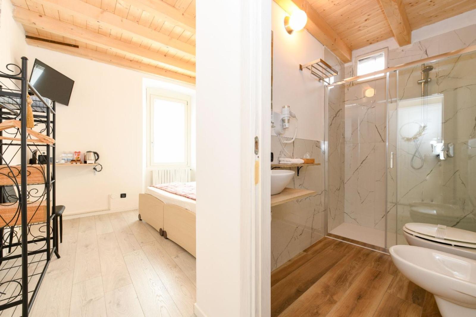 Willa Casa Daniela Desenzano del Garda Zewnętrze zdjęcie