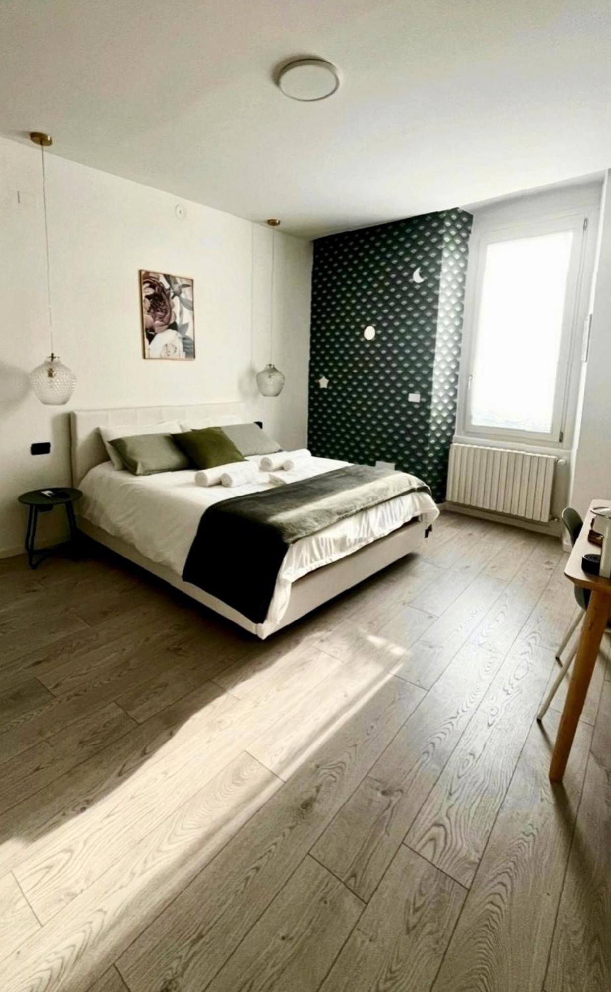 Willa Casa Daniela Desenzano del Garda Zewnętrze zdjęcie
